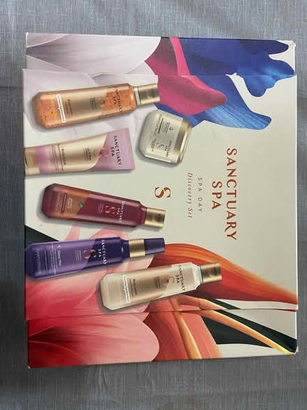 Photo of free Wash shower set (Owlsmoor GU47) #1