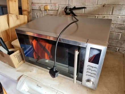 Photo of free De Longhi Microwave - Spares/Repairs (Sunniside NE16) #1