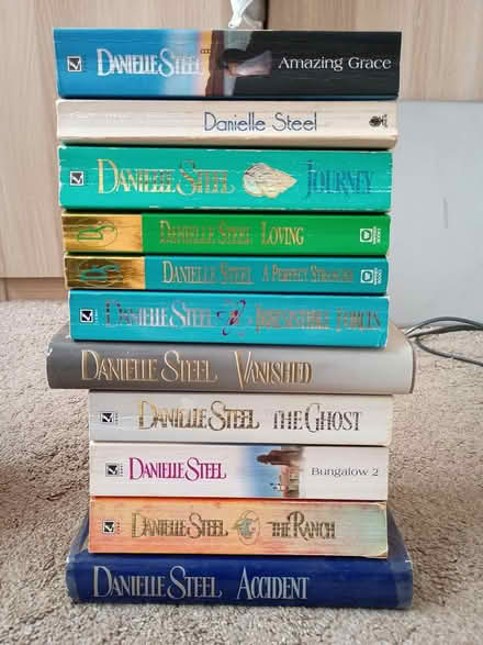 Photo of free Danielle Steel Books (South Darenth DA4) #1