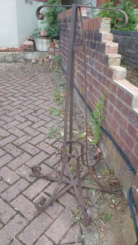 Photo of free Big Metal Garden Frame (Dallow LU1) #1