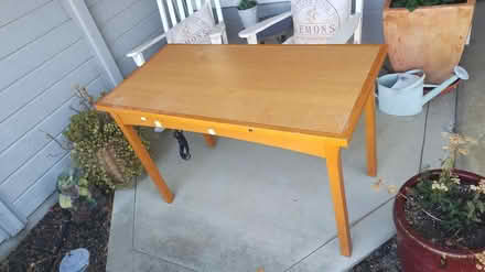 Photo of free Desk (Vacaville) #1