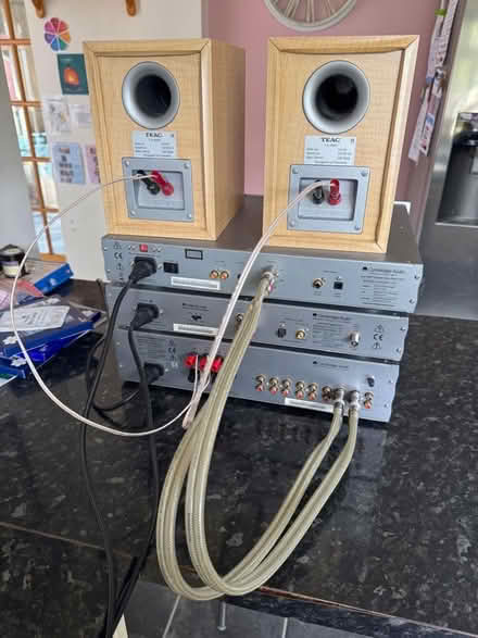 Photo of free Stereo CD player and radio (Marshalswick AL4) #4