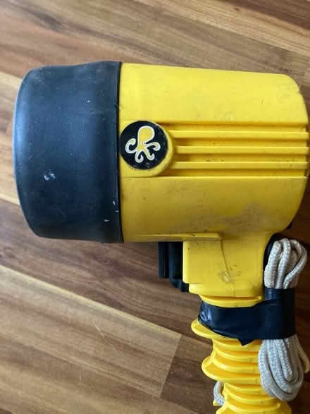 Photo of free Ikelite strobe - underwater imagery (Manor Gardens) #1