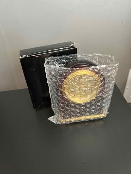 Photo of free Small analog clock (Riverside/Hunt Club) #3