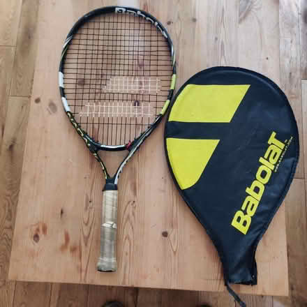 Photo of free Kids Babolat Tennis Racket (Knighton LE2) #1