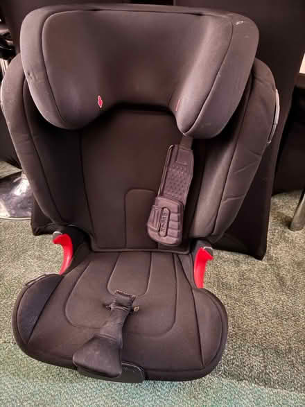Photo of free Britax Romer car seat (Gorebridge EH23) #3