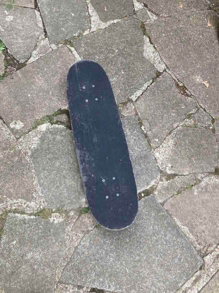 Photo of free Kids skateboard (Belmont HA7) #1