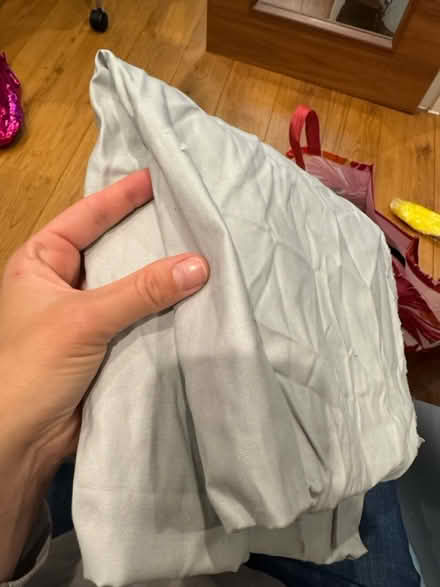 Photo of free Spare material and yellow feathers (Chilbolton Ave, SO22 5RQ) #3