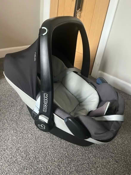 Photo of free Maxi Cosy Pebble Plus car seat (Heysham, Morecambe, LA3) #4