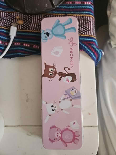 Photo of free Tin pencil case (Oxford OX4) #1