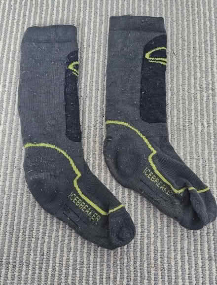 Photo of free 2x Kids Merino Ski Socks 6.5-8 (Hounslow TW3) #2