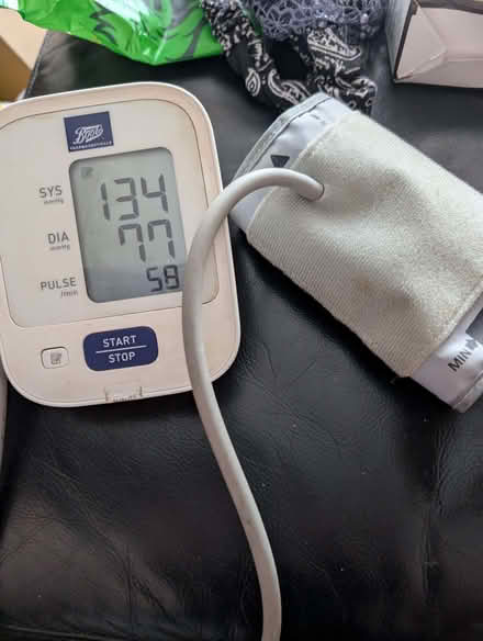 Photo of free blood glucose and blood pressure items (Wybourn S2) #4