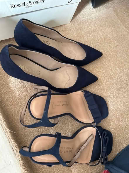 Photo of free Navy heels (BR2) #1