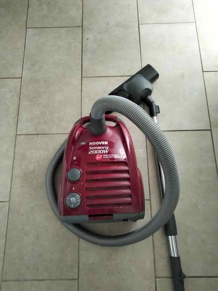 Photo of free Hoover sensory 2000w (B47) #1