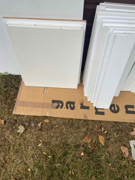 Photo of free Kitchen unit door drawer fronts (St Albans AL1) #2