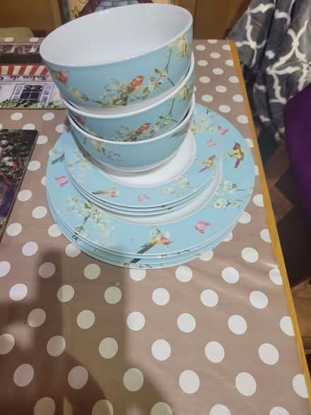 Photo of free Dinner plates side plates and bowls. (Courtlands WD25) #1
