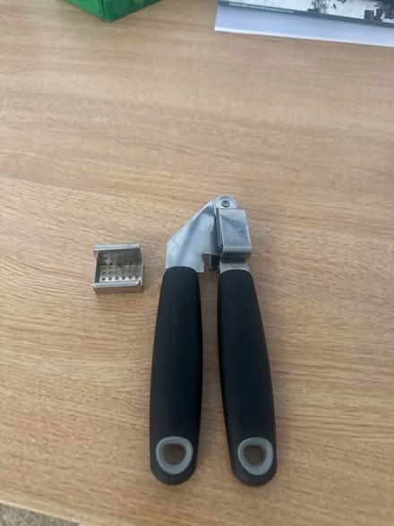 Photo of free Garlic crusher with spare holder (Liverpool L7) #1