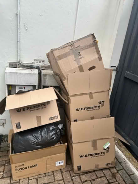 Photo of free Moving boxes and bubble wrap (Tulse Hill SE21) #1