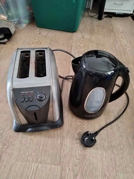 Photo of free Kettle and Toaster combination (B47) #1