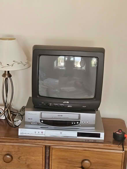Photo of free Small tv (Charlton Kings GL53) #1