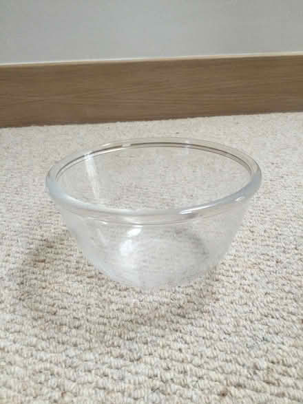 Photo of free Pyrex bowl (Berkhamsted HP4) #1