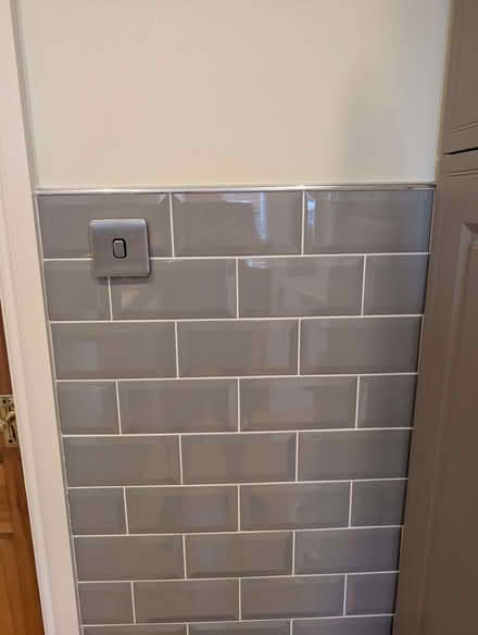 Photo of free Ceramic Tiles (Broxbourne EN10) #1