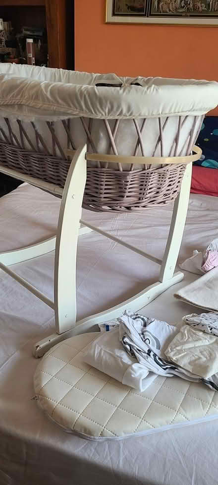 Photo of free Moses basket (Hither green SE13) #2