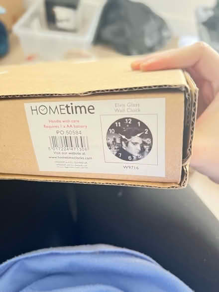 Photo of free Elvis glass wall clock (Maldon CM9) #2