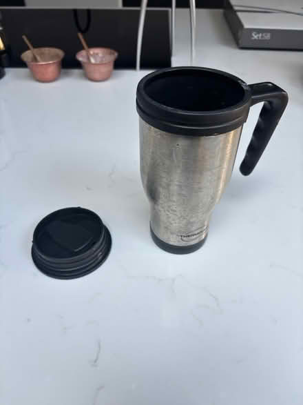Photo of free Thermo flask (SE15) #1