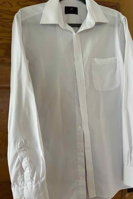 Photo of free White formal men shirts (TW2) #2