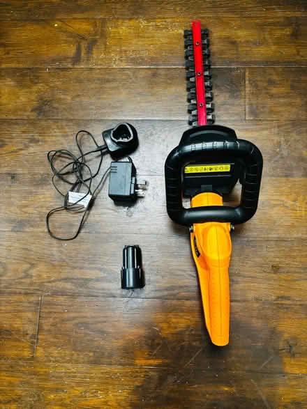 Photo of free Netta cordless hedge trimmer (Westbourne Grove M20) #1