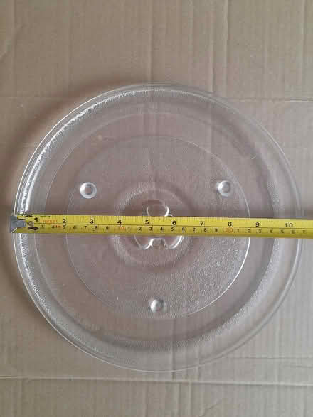 Photo of free Microwave Glass Turntable 27cm dia (West Cheshunt) #2