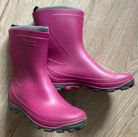 Photo of free Wellies with liner 2.5 (Princes Risborough HP27) #1