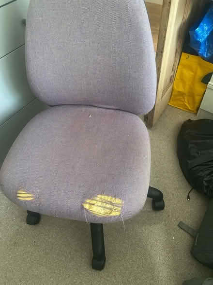 Photo of free Desk chair (Headingley LS4) #1