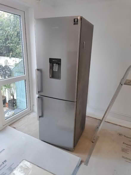 Photo of free Fridge freezer (Battersea SW11) #1