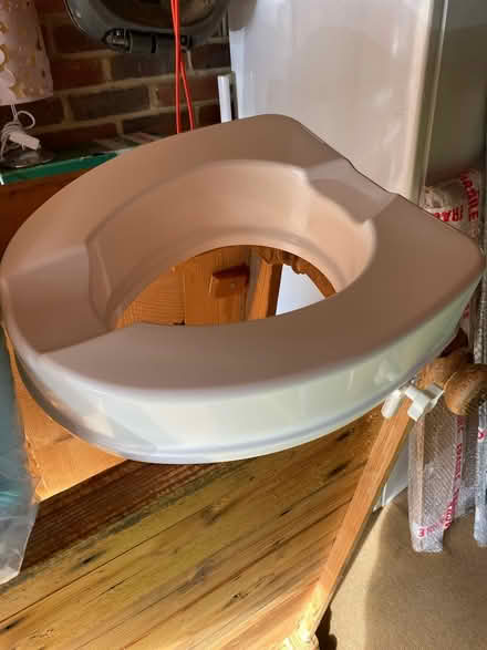 Photo of free Loo seat raiser (Home SW19) #1