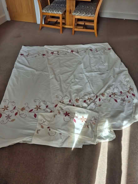 Photo of free 2 x Single Quilt Covers with pillow case (Penrith CA11) #1