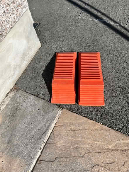 Photo of free Leveling ramp (Brookhouse LA2) #3