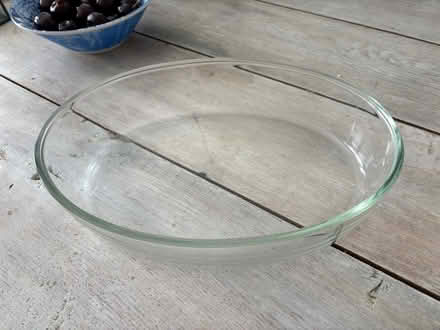 Photo of free Large Pyrex oven proof serving dish (Chichester PO19) #2