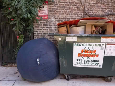 Photo of free Giant bean bag, couch, TV stand (Green Line Harlem stop) #2