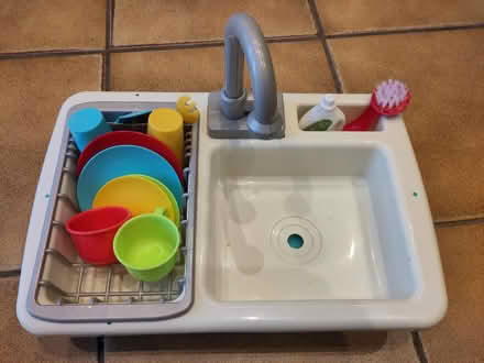 Photo of free Kids plastic kitchen sink toy (Hollingbury BN1) #1