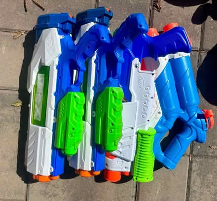 Photo of free Water guns (Fremont High) #1