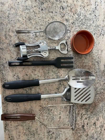 Photo of free Kitchen utensils (N7 0DX, Tufnell Park) #1