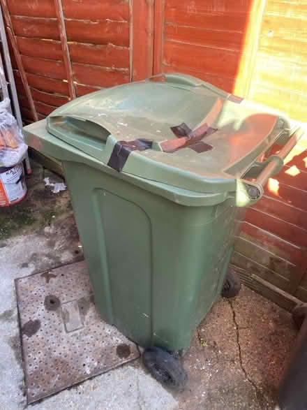 Photo of free Wheelie bin (ME5 Chatham) #1
