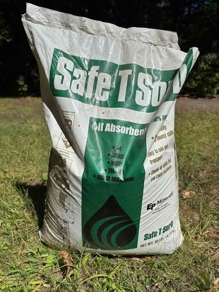 Photo of free Fullers Earth (Shawsheen Village/West Andover) #1