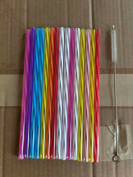 Photo of free 15 hard plastic straws (Jennetts park RG12) #1