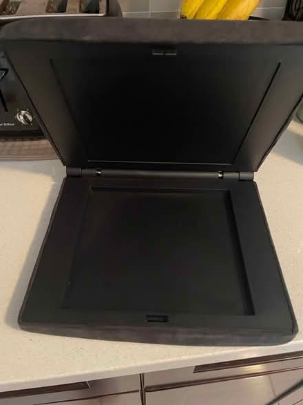 Photo of free iPad holder with storage (Mount Vernon) #2