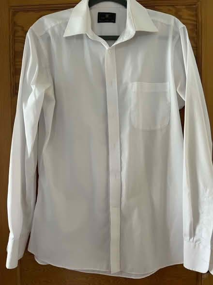Photo of free White formal men shirts (TW2) #4