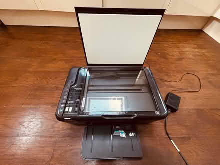 Photo of free HP Printer / Scanner / Copier (Westbourne Grove M20) #3