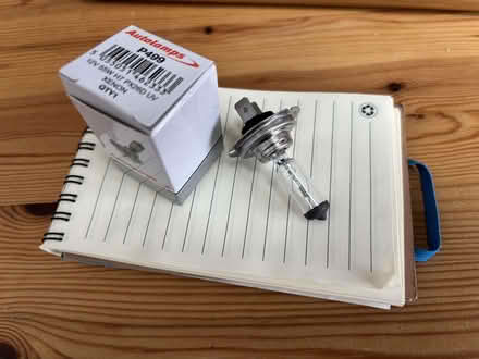 Photo of free Car headlamp replacement bulb (Ensleigh) #1
